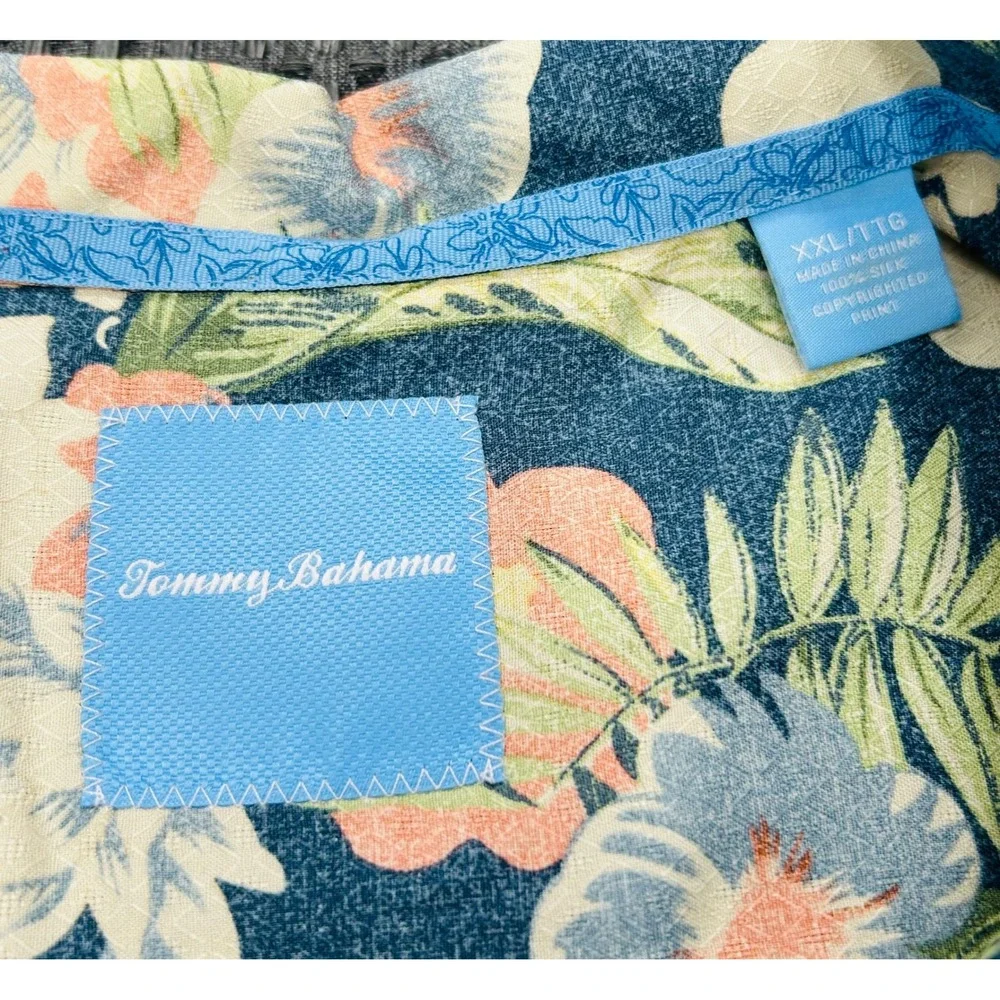 Tommy Bahama Silk Camp Shirt Mens XXL Blue Tropical Floral Hawaiian Resort Aloha